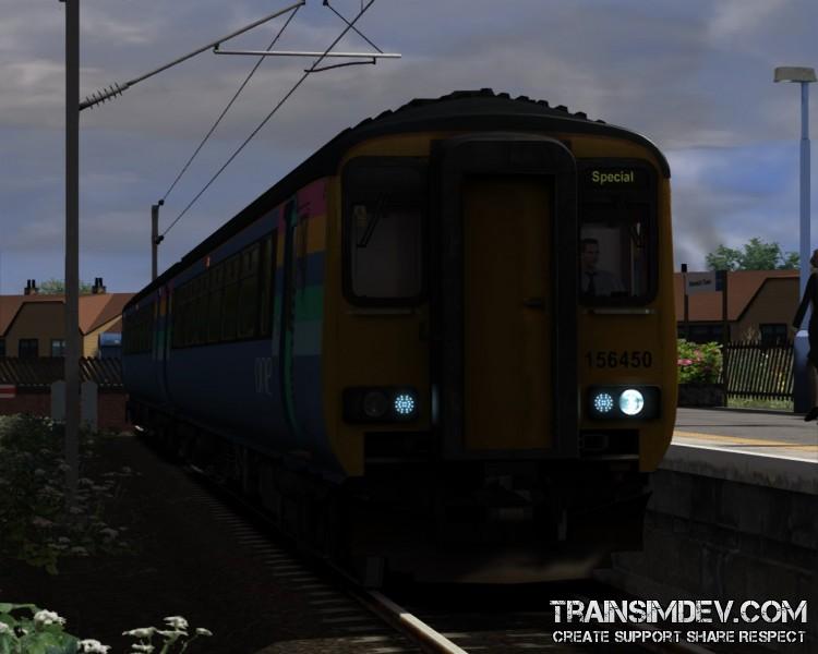 Class 156 at Harwich Town (2)